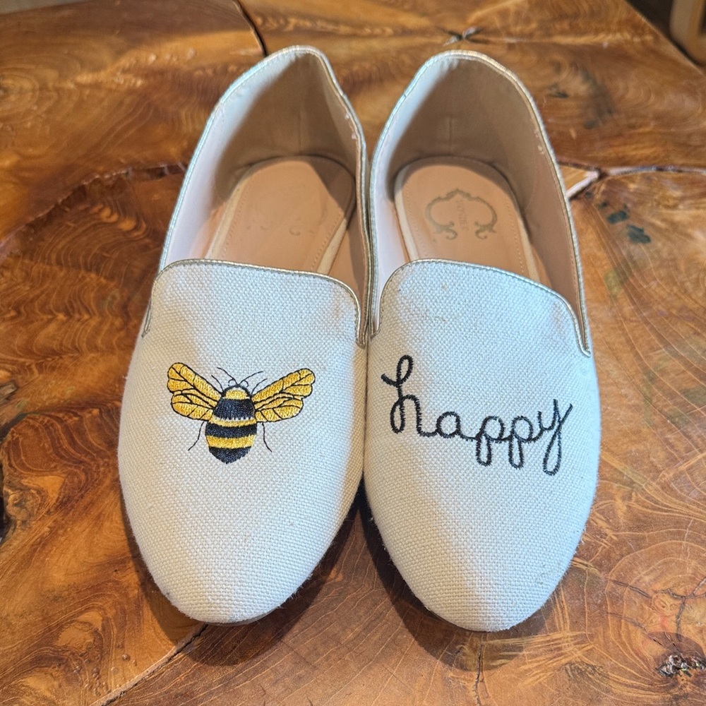 Bee Embroidered Canvas Loafers - Cream